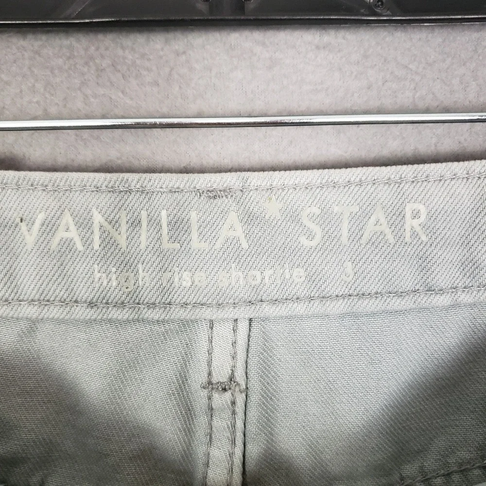 Vanilla Star High Rise Shortie Shorts Light Blue Denim Frayed Western Size 3 NWT